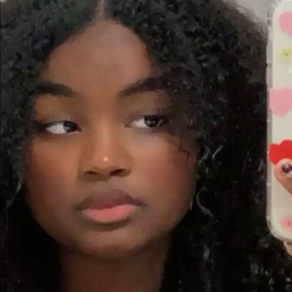 Meet your Posher, Aleah